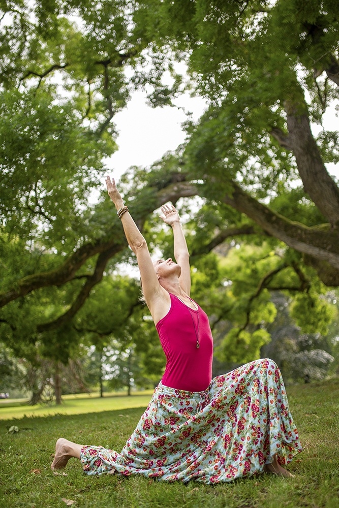 Kika Koning Zwaan Yoga wellness mindfullness Oosterbeek Bewegen Muziek Hanpdan